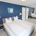 Prora Block 1 - Sauna, Pool Und Fitness - Meerzeit *